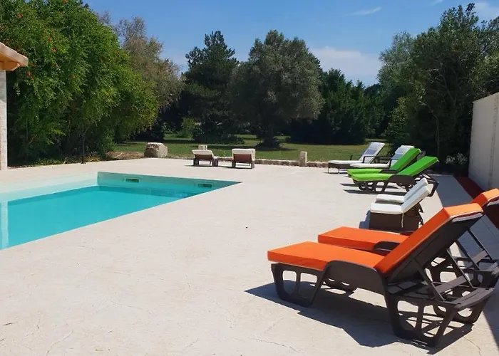 Mas Tareau D'hote La Goyaw Bed & Breakfast 3*